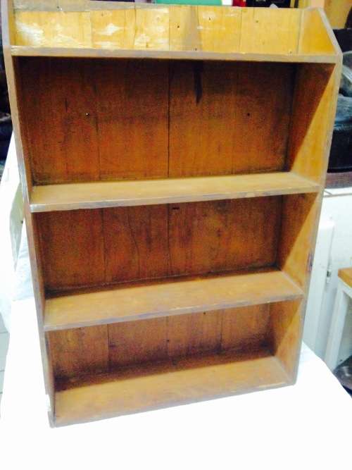 Wood 4 SHELF -  Distressed VERY VINTAGE DECORATIVE