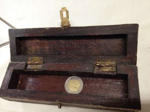 chest style Wood box has brass trim