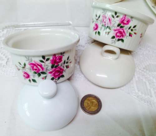 2 Bowls + 2 lids not original WEDGEWOOD - CHINTZ - Pink  ROSES  ENGLAND