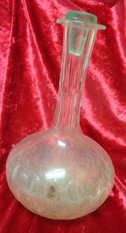 Decanter Vintage Thumbies Glass Star Base Onion Shape LOOK AT MY BUY NOW LISTINGS NO WAITING