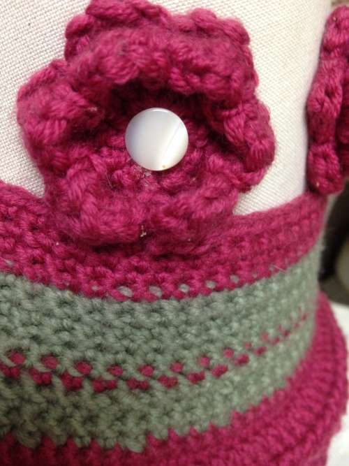Lamp base Wood +Shade -Working Crochet flower*MOP buttons LOOK At My BUY NOW items NO WAITING