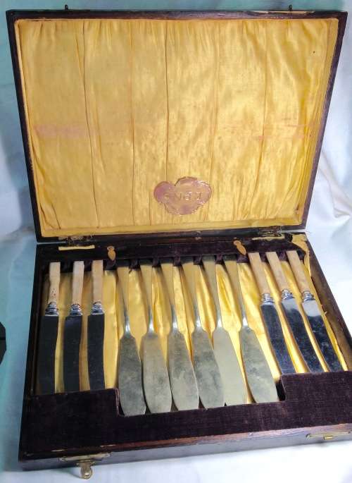 12 mix EPNS  Cutlery + Canteen Wood *Damage LOOK at My BUY NOWitemsNO WAITING