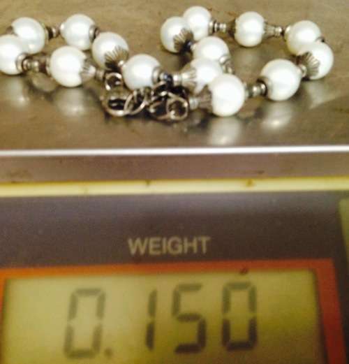 Necklace -Large Pearls Faux+ metal spacers - Classy