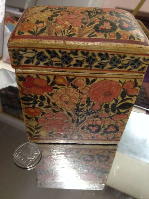 1x Box - Oriental Decor 2 PACKS OLD PLAYING cards 2 Assorted