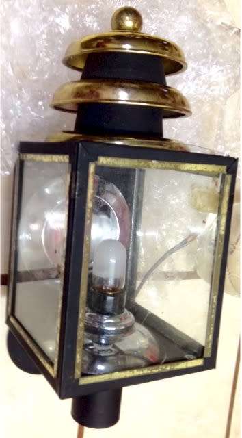 Lamp Metal Glass - Wall Sconce Carriage style * LooKatMyBUY NOW*NO WAITING*GREAT COUNTRY HOME DECOR