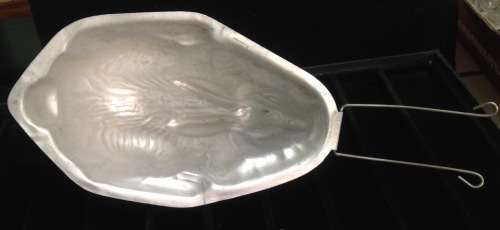 c1931/51Rabbit Jelly Mould has wireStandEasierforLiquid LOOK At All My BUY NOW LISTINGS NO WAITING