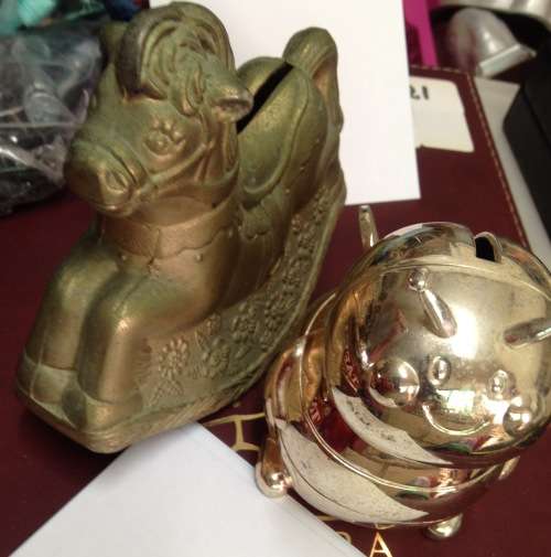 Money Box -Metal BEE +HORSE
