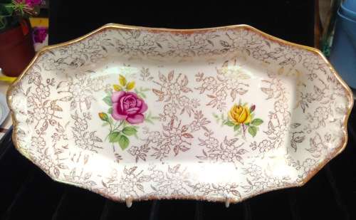CHINlTZ *Royal Tudor Barker Bros ceramic plate