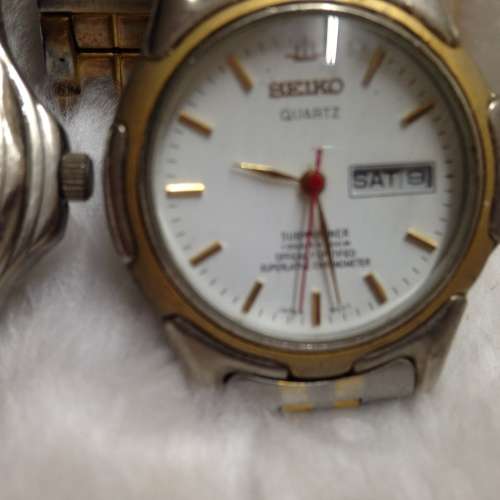 Lovely Old wood box + 3 Watches For SPARES Showing ware