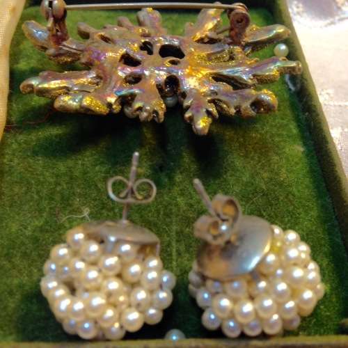 BROOCH 22 CT Gold Hardcore Clad +faux Pearl some lost+ Earrings silver plate