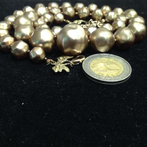 Vintage  Necklace 1960s Graduating Gold Baroque Synthetic beads
