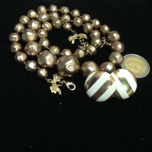 Vintage  Necklace 1960s Graduating Gold Baroque Synthetic beads