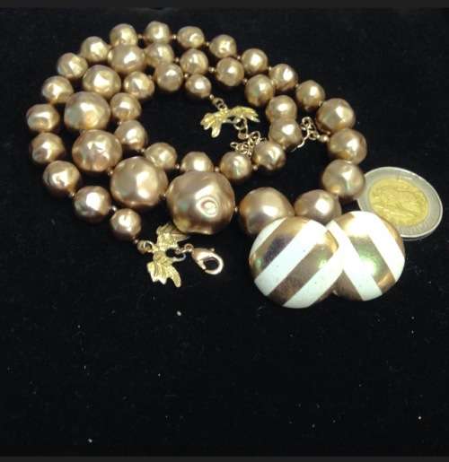 Vintage  Necklace 1960s Graduating Gold Baroque Synthetic beads