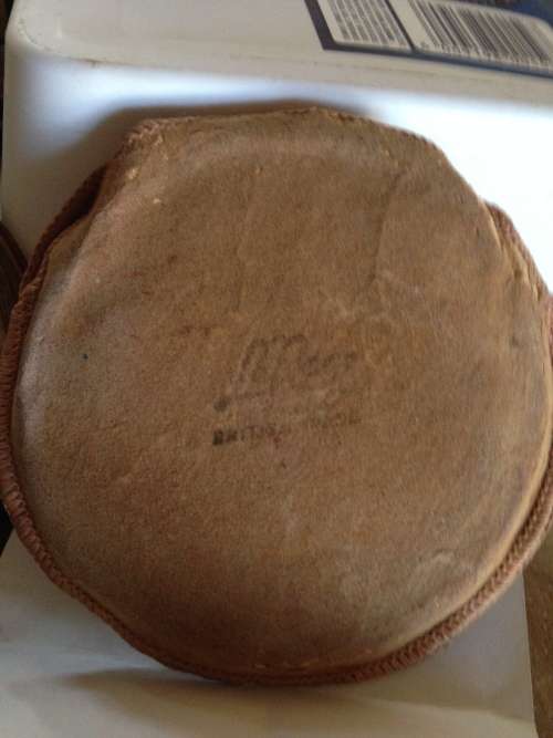 COMPACT Powder -  PYGMALION - decorative NEEDLE POINT TOP - England