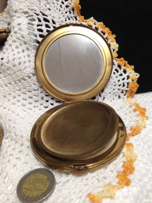 Powder COMPACT - *Gay Whisper* has Mirror + Gauze LOOK At My BUY NOW LISTINGS NO WAITING