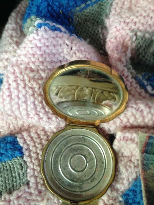 Powder Compact -Maker IRIS Orange Rose Engine turned back decor Gold tone metal