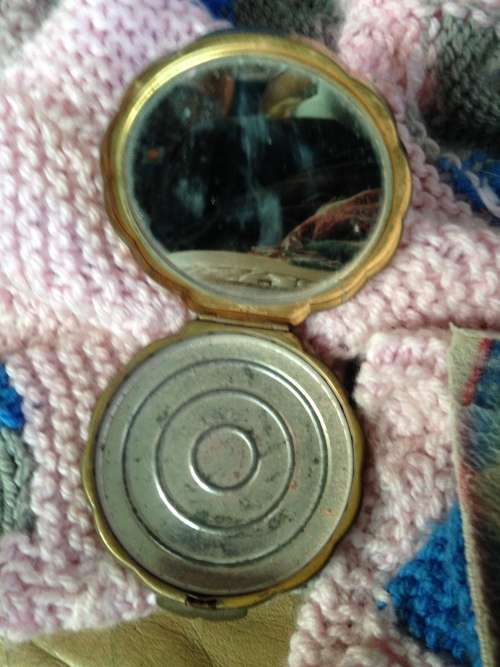 Powder Compact -Maker IRIS Orange Rose Engine turned back decor Gold tone metal