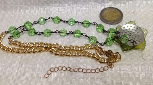 Necklace RARE- Uranium glass flowers Green+chain LOOK at My BUY NOW NO WAITING