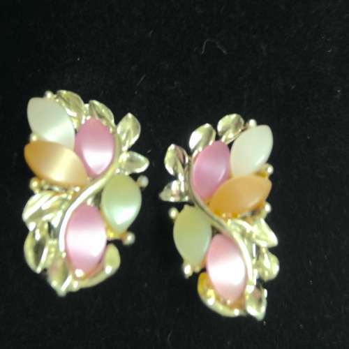 1950/60`s Albert WEISS signed Earrings Clip on metal Look at my Buy Now listings No Waiting