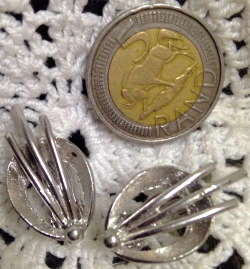 EARRINGS Vintage 1960`s Silver tone