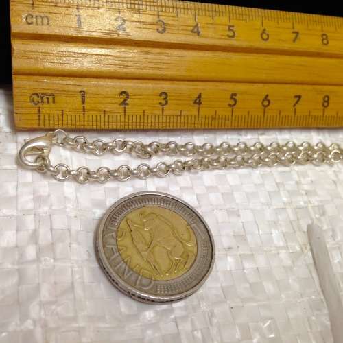 Necklace - Belcher chain -CELTIC Pendat 2 BLACK Onyx cabachon ON HOOP link chain Silvertone