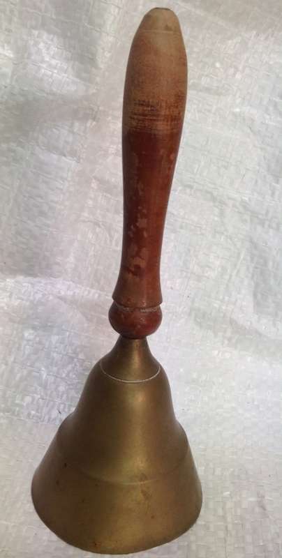 Brass bell wood handle+ 2 Serviette rings LOOK At My BUY NOW LISTINGS NO WAITING