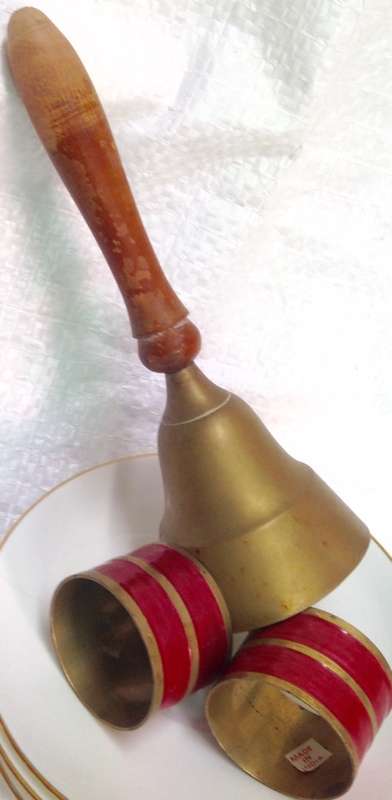 Brass bell wood handle+ 2 Serviette rings LOOK At My BUY NOW LISTINGS NO WAITING