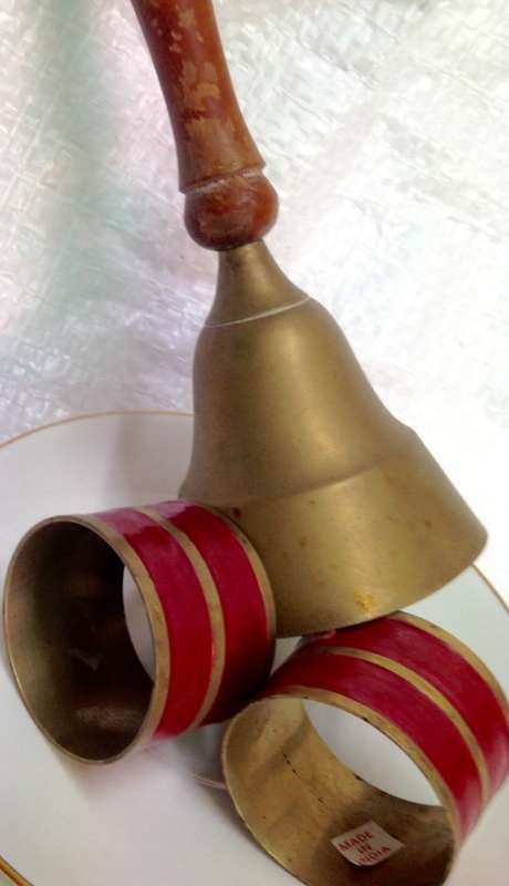 Brass bell wood handle+ 2 Serviette rings LOOK At My BUY NOW LISTINGS NO WAITING