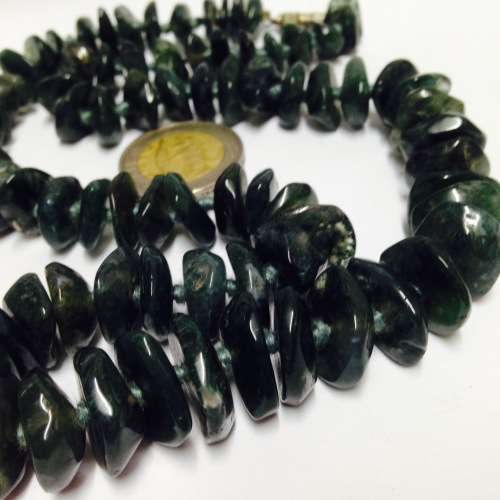 81 MOSS AGATE GEMSTONEs-beaded knots betweeenTranslucent mottled pattern EXQUISITE