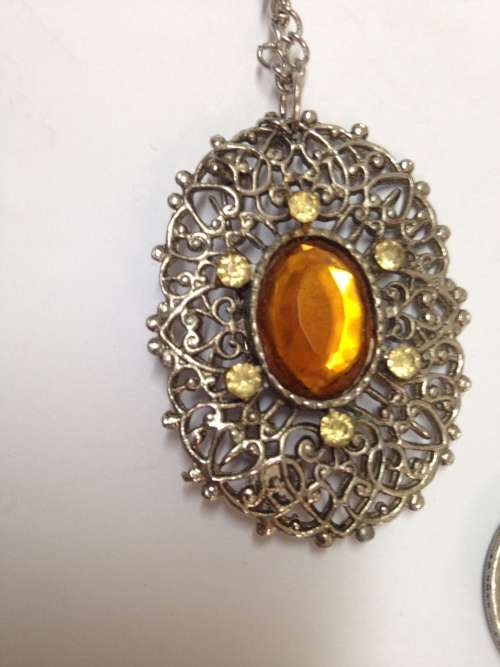BROOCH FILIGREE Silver Tone metal Large AMBER Glass Stone - Crystals