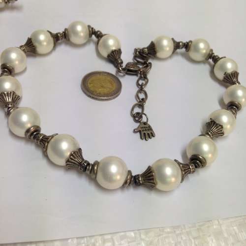 Necklace -Large Pearls Faux+ metal spacers - Classy