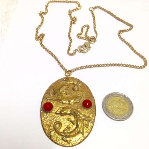 Necklace - Pendant Oriental DRAGONS - YING+YANG -BRASS- Red Cabochons + Chain gold Tone