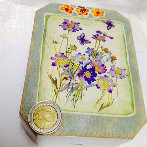 BANGLES -  2 MARBLED  LUCITE+ Old Jewellery  box