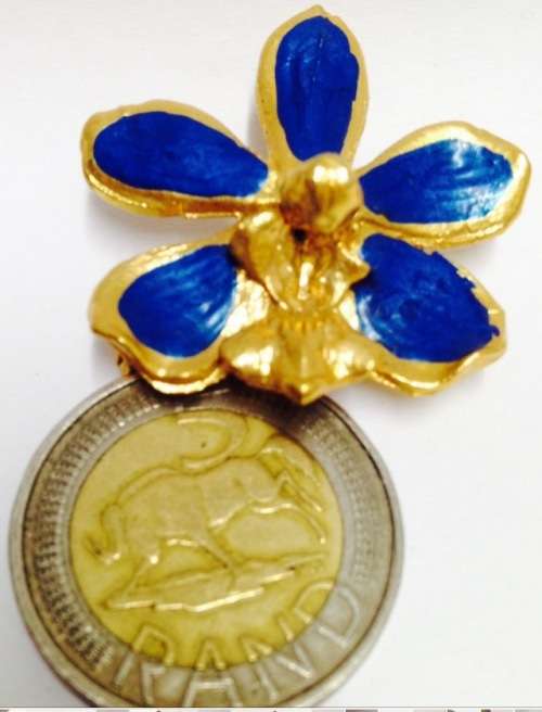Orchid Gold Blue trim NECKLACE /Brooch Pin +Chain stamped 18 k GP on Link