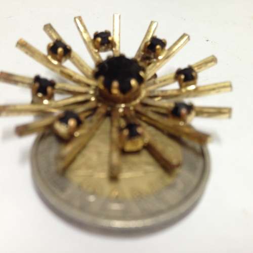 BROOCH-LARGE Sunburst dark Stone RED almost black Surrounded BY 8 smalll STONES- GOLD TONE METAL