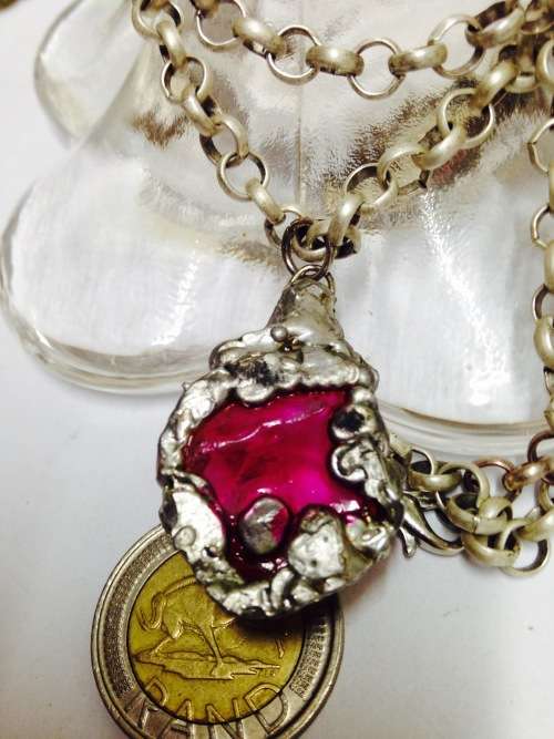 NECKLACE -Pink composite stone silver tone metal