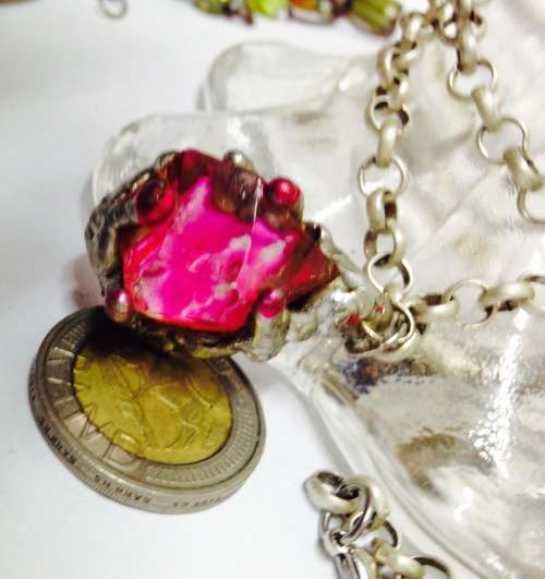 NECKLACE -Pink composite stone silver tone metal