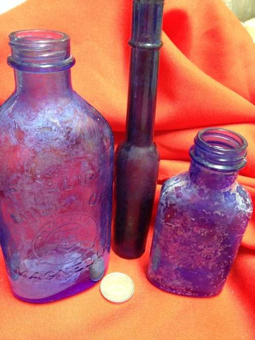TrioDumpDigBottleGlassCOBOLT2embossedMagnesiaScript1BurstToP*L@@KatMy BUY NOW listings NO WAITING