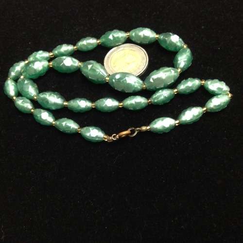 Necklace - Vintage Design on GRADUATING 60,sPlastic beads For the collector of 1960` goodies