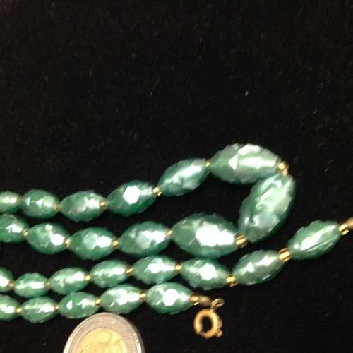Necklace - Vintage Design on GRADUATING 60,sPlastic beads For the collector of 1960` goodies