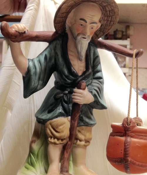 MUD MAN figurine- Oriental`ELWECO`Porcelain Hanging baskets height 22cm