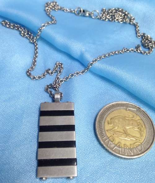 FACINATING NecklaceMetal Pendant Black Silver stripe*LOOK At My BUY NOW LISTINGS NO WAITING