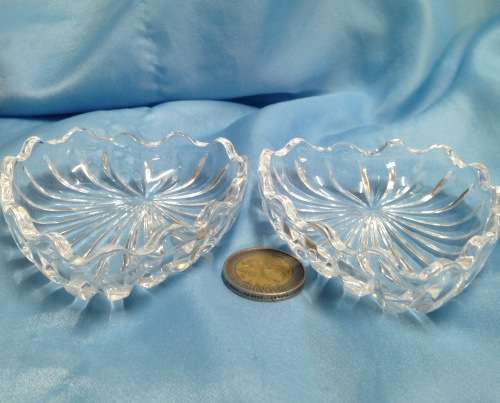 Box - Trinket box Heart shape Cut Glass Lead Crystal lidded Look at my Buy Now listings No Waiting