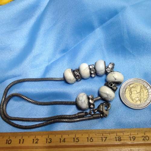 Vintage  Necklace1960s Marbled LOOK At My BUY NOW LISTINGS