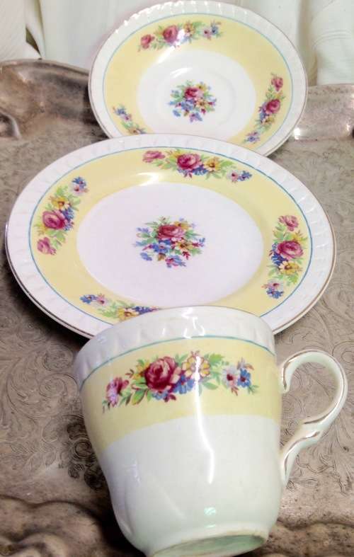 4 Trio -*12 piece Pink Roses *BARRATS* STAFFORDSHIRE *England ceramic Vintage
