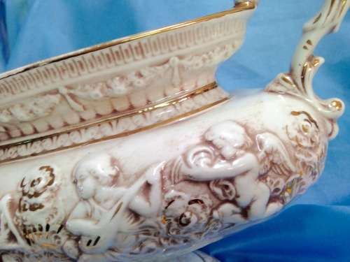Vase - Italian Porcelain Capidimonti PUTTI Scroll handle 2055 repair