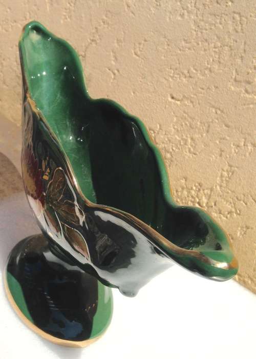 Vase -  Majolica Pottery NO800/1 base Marked