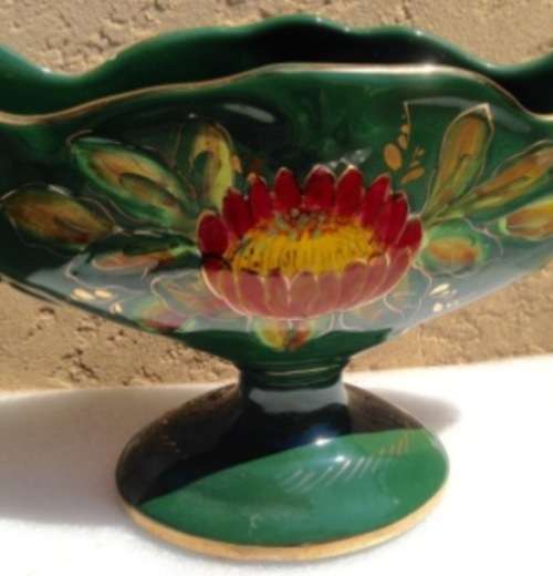 Vase -  Majolica Pottery NO800/1 base Marked