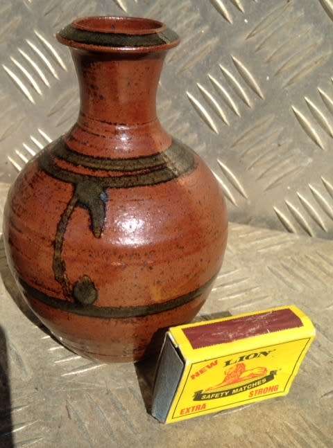 Vase - Pottery Artist signed emblem ORIENTAL decor