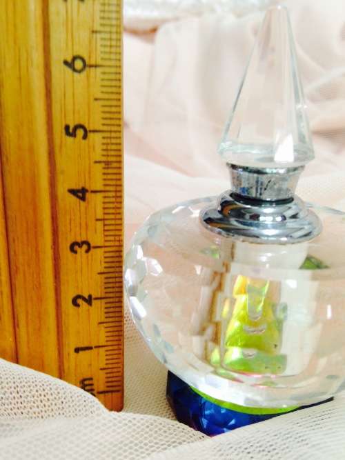 Perfume bottle -Stopper Cut glass faceted Crystal Sparkles *Rainbow effect Refraction